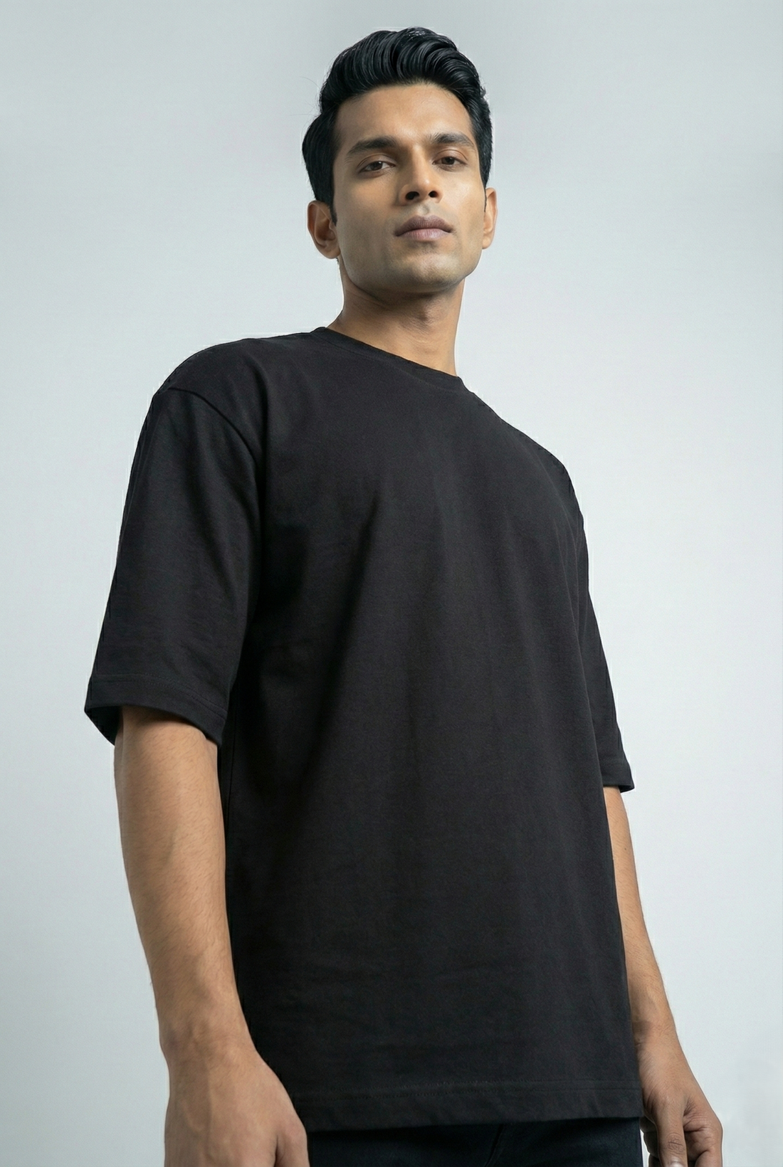 PREMIUM OVERSIZED BLACK TEE